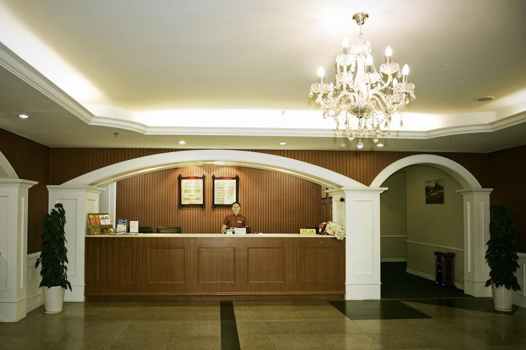 Oak Hotel Chongqing Shangqingsi Branch Чунцин Екстериор снимка